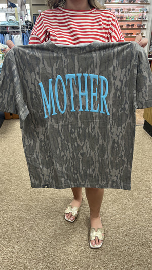 DASH FORWARD Women's Tee Mother Font Puff Bottomland