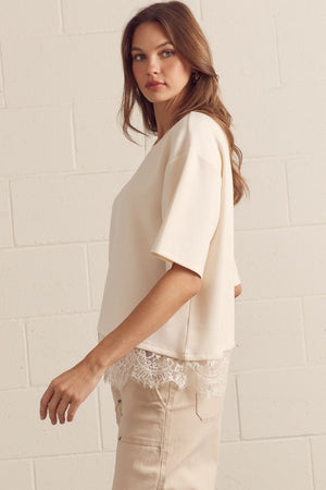 ENTRO INC Women's Top Scallop Lace Hem Top