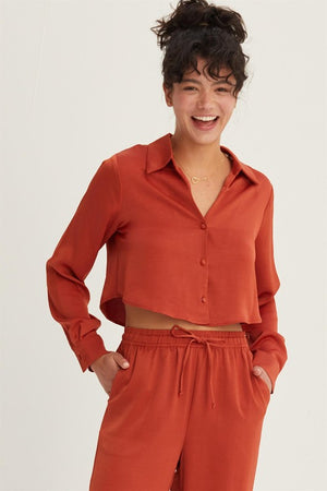 HYFVE INC. 22-Women's Woven Top Button-Down Silky Cropped Shirt || David's Clothing