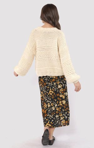 SADIE AND SAGE Women's Sweaters Iggy Chunky Tie Front Hand Knit Cardigan
