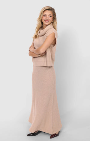 SADIE AND SAGE Women's Sweaters Sadie And Sage Crosby Ribbed Turtleneck Vest