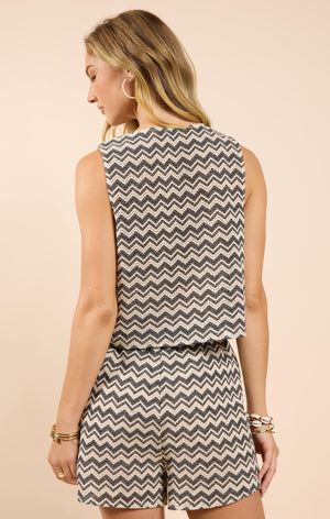 SADIE AND SAGE Women's Top Sadie And Sage In Between Chevron Buttoned Tank Top || David's Clothing