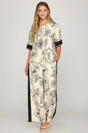 SHE AND SKY Women's Pants Woven Print Pants With Contrast Detail