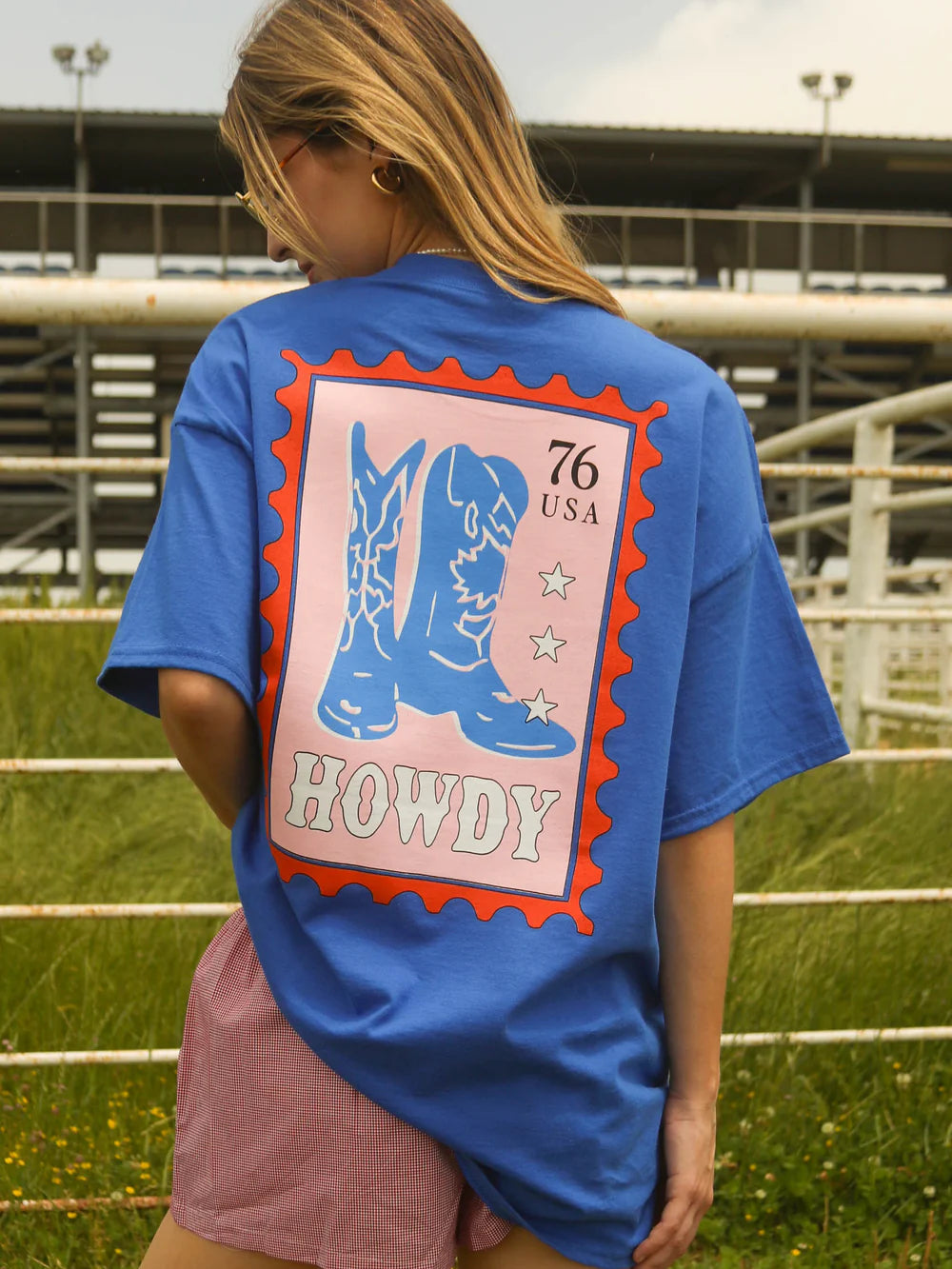 CHARLIE SOUTHERN Women's Tee Charlie Southern Howdy Stamp Tee || David's Clothing