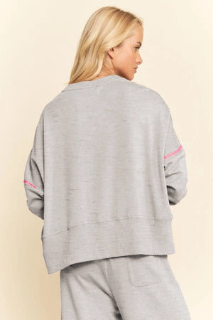 DAVI & DANI Women's Sweaters Contrast Stitch Crewneck Sweatshirts