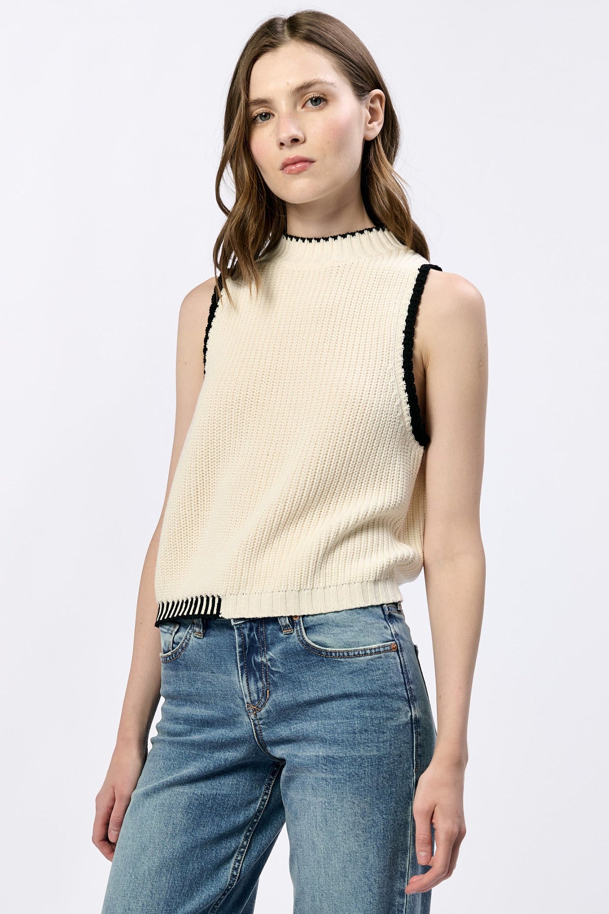 DEAR JOHN DENIM Women's Sweaters Dear John Birna Sweater Tank || David's Clothing