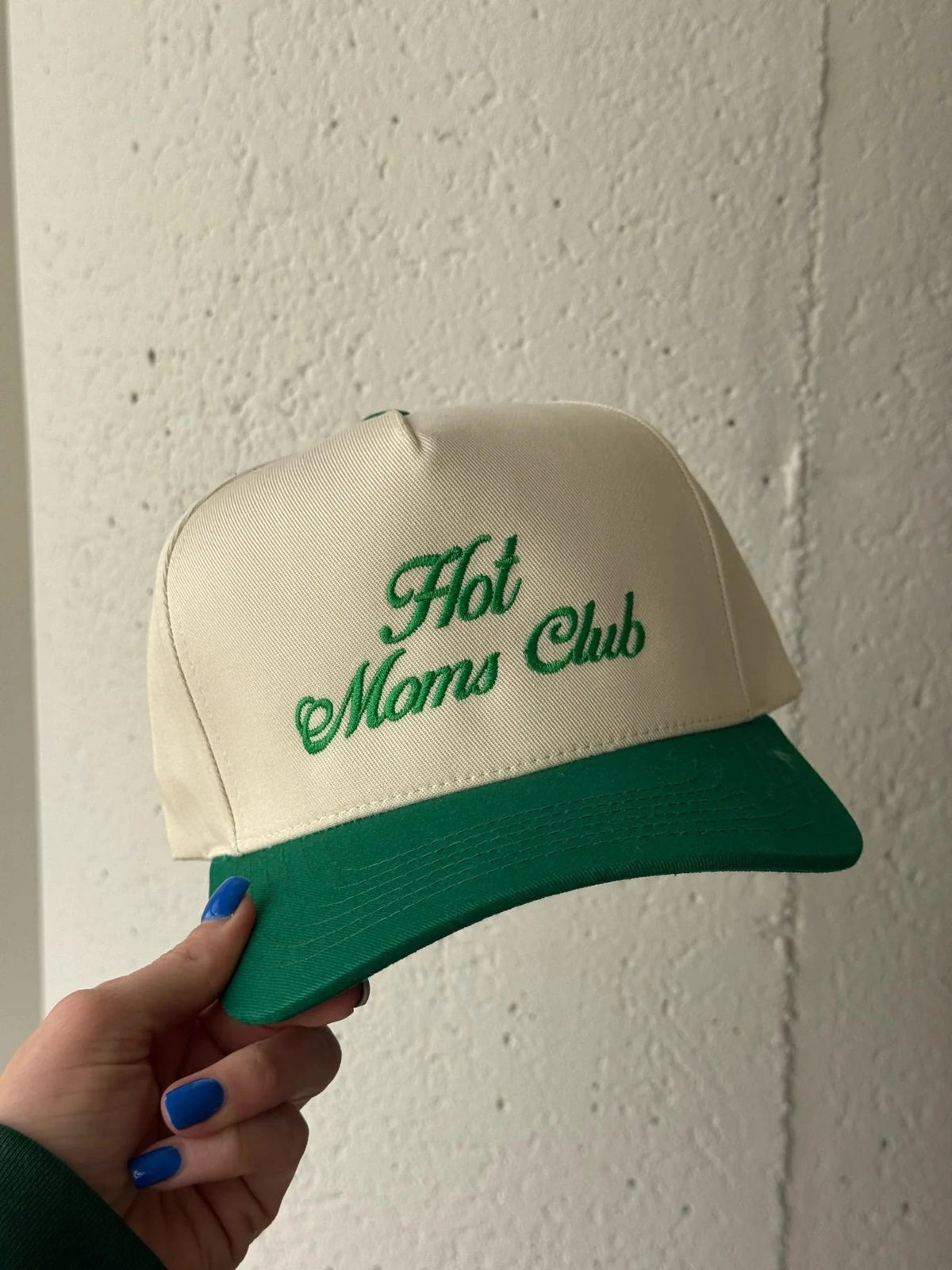DISTRESSED VINTAGE DESIGNS Women's Hat GREEN / - Hot Moms Club Green Vintage Trucker Hat || David's Clothing HOTMOMSCLUB