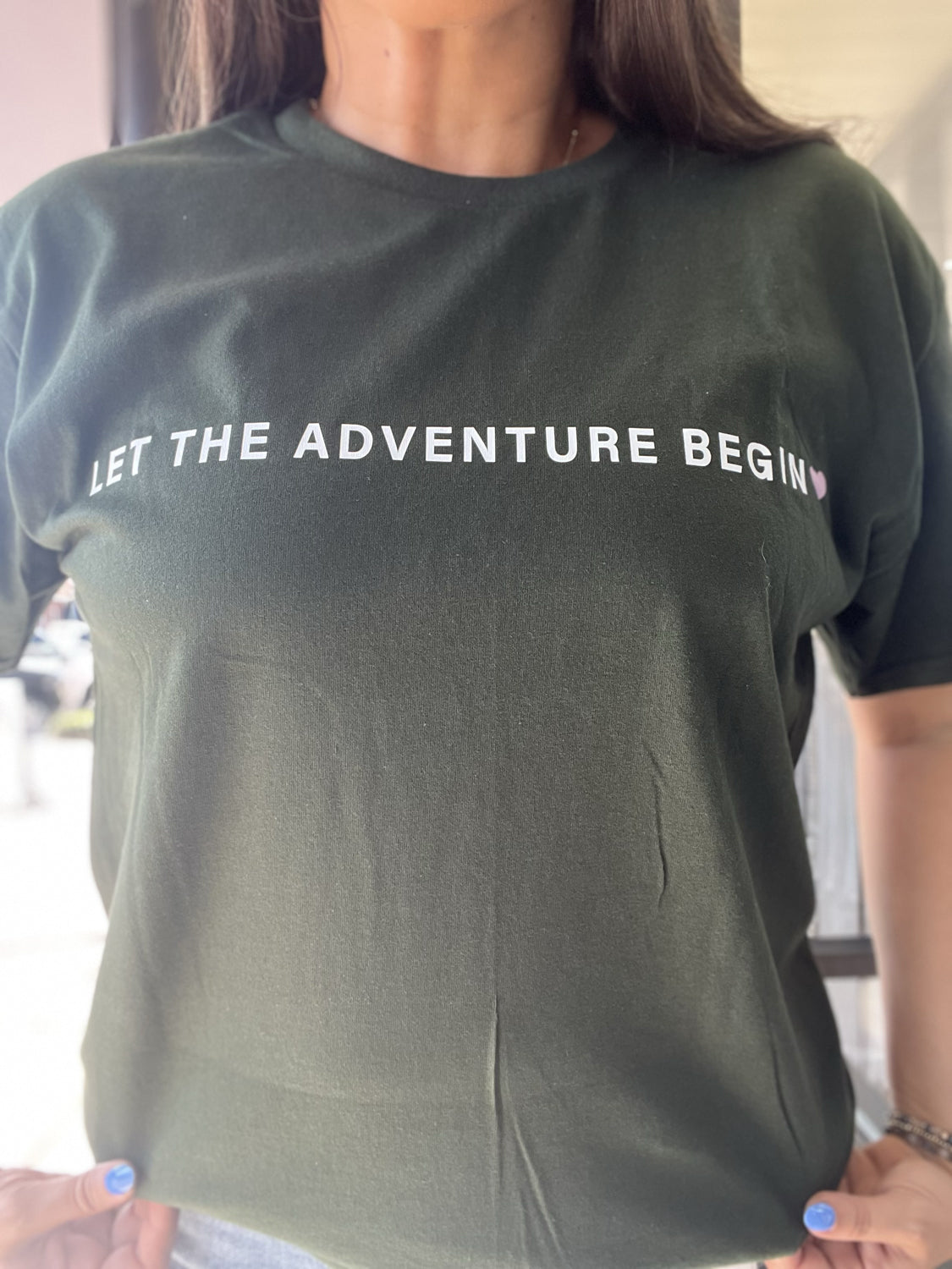 DISTRESSED VINTAGE DESIGNS Women's Tee Distressed Vintage Take The Trip Tee || David's Clothing