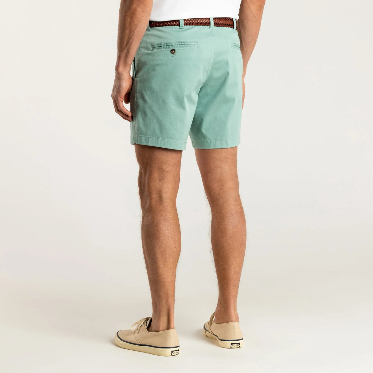 DUCK HEAD Men's Shorts Duck Head 7" Gold School Chino Short || David's Clothing