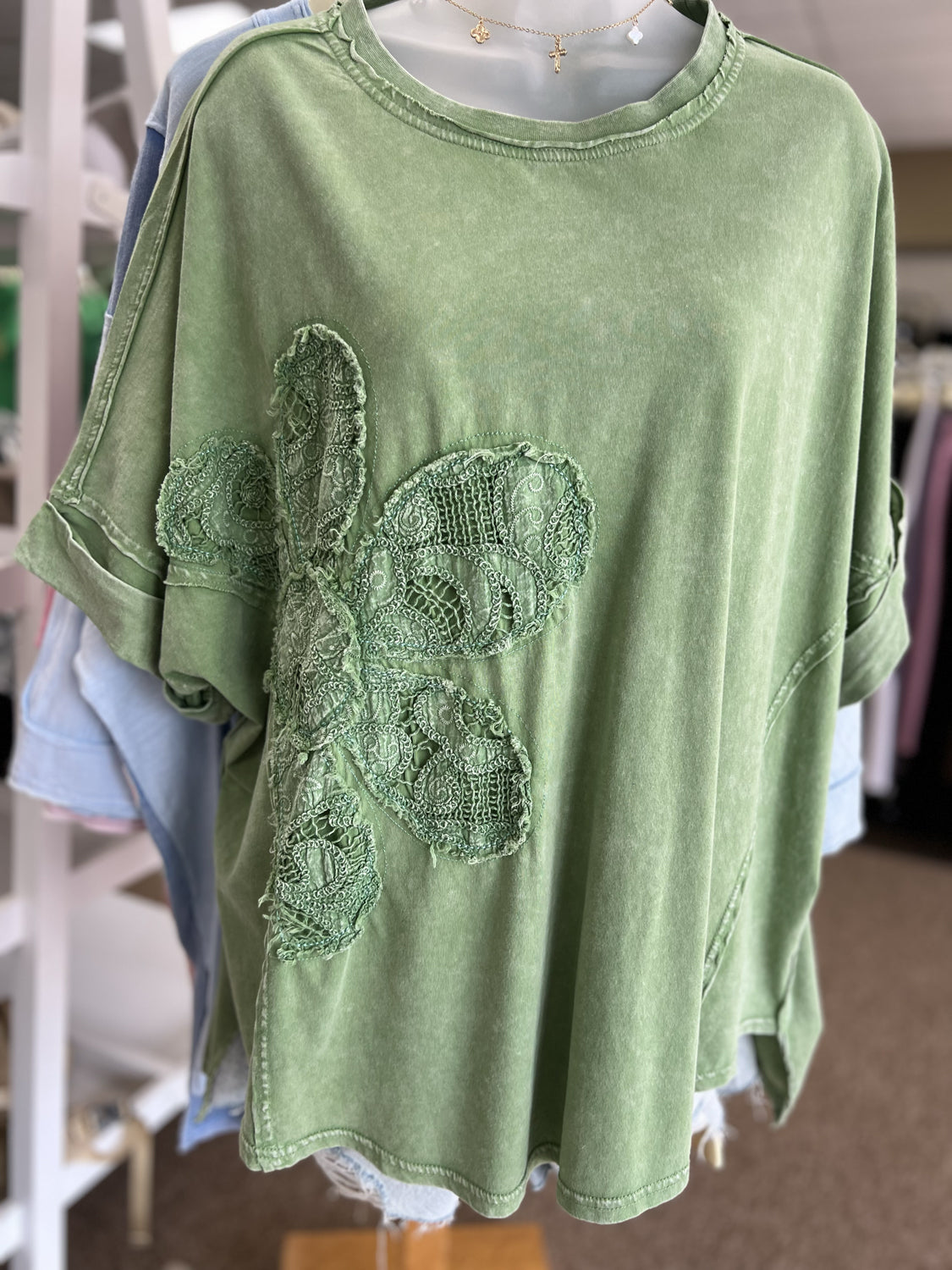 EASEL 21-Women's Knit Top 1-Take pics - Red color needed,  ET26221, 214 SHRT SLV LACE FL