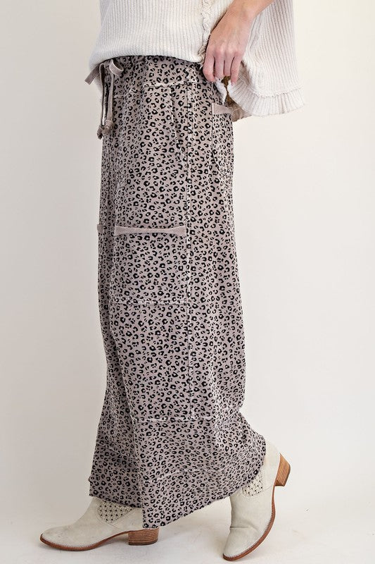 EASEL Women's Pants Animal Print Washed Terry Knit Lounge Pants || David's Clothing