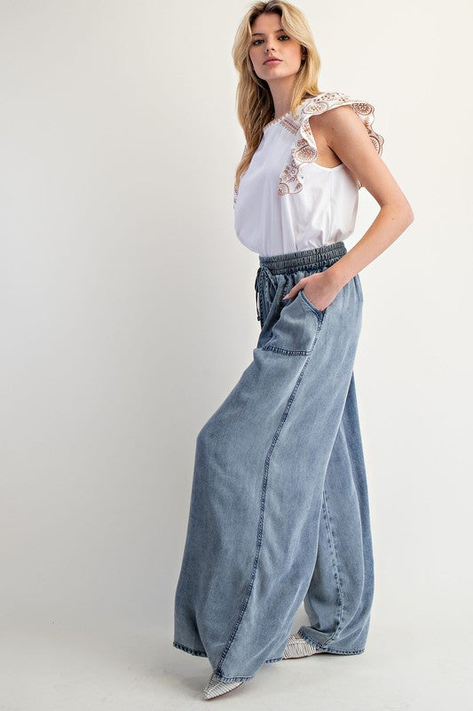 EASEL Women's Pants Washed Chambray Palazzo Pants || David's Clothing