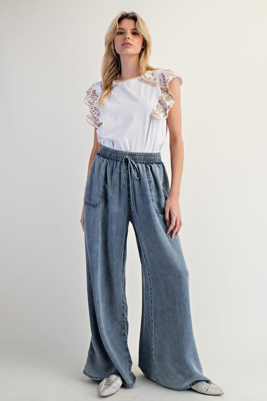 EASEL Women's Pants Washed Chambray Palazzo Pants || David's Clothing