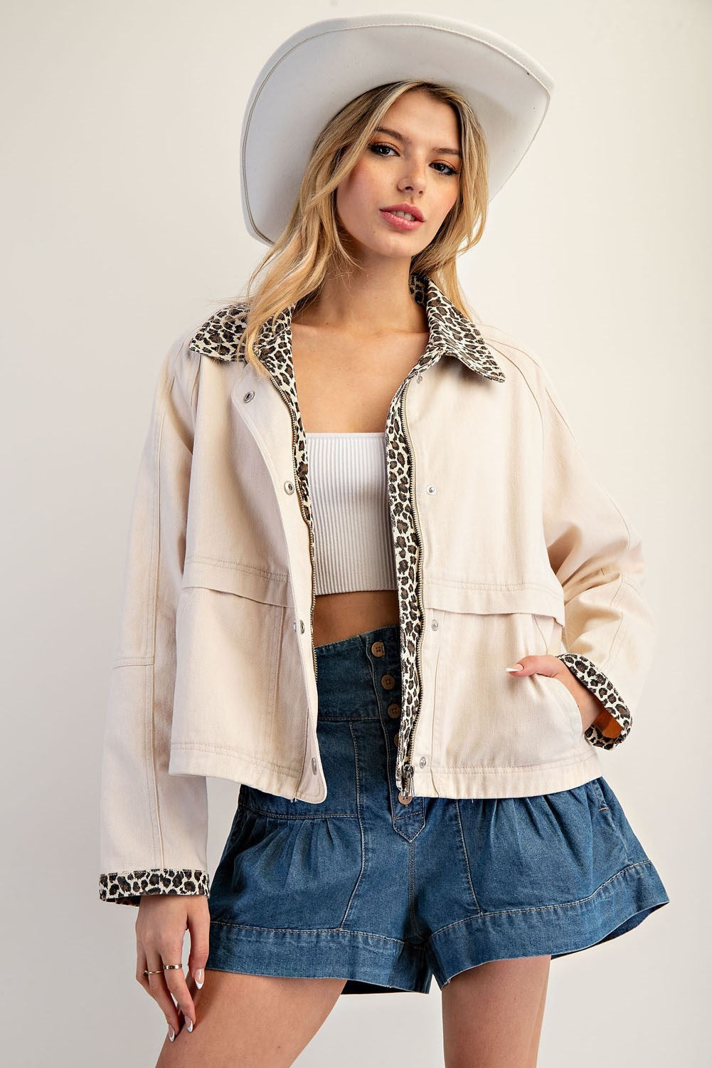 ee:some Women Jackets Mineral Wash Contrast Leopard Printed Jacket || David's Clothing