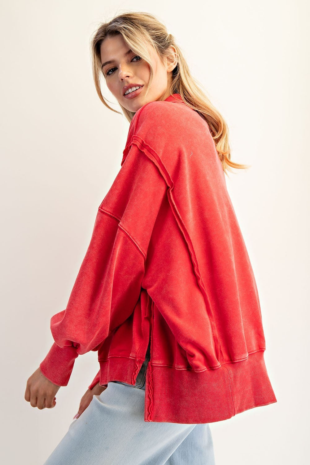 ee:some Women's Top Snow Washed Long Sleeve Pull Over