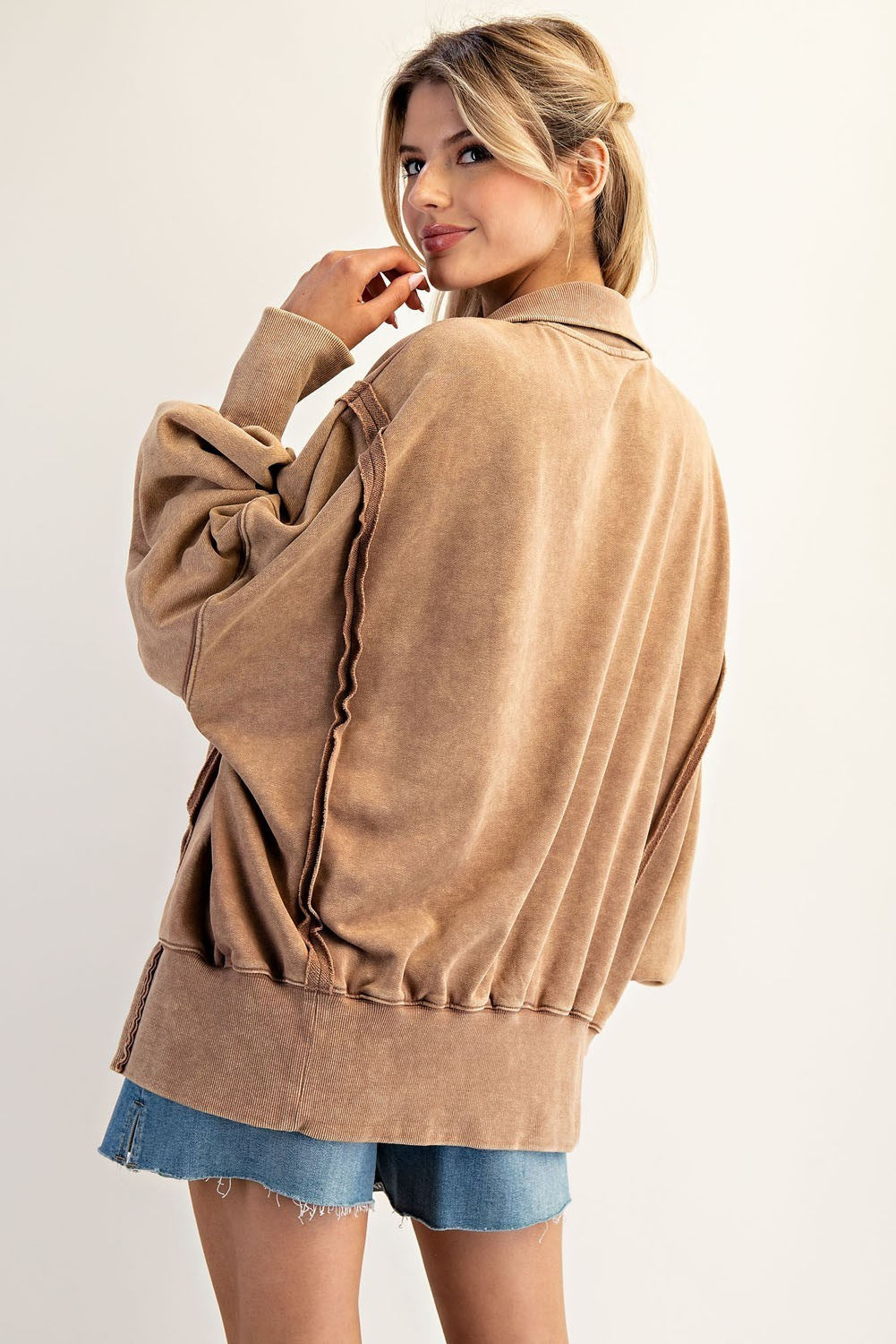 ee:some Women's Top Snow Washed Long Sleeve Pull Over