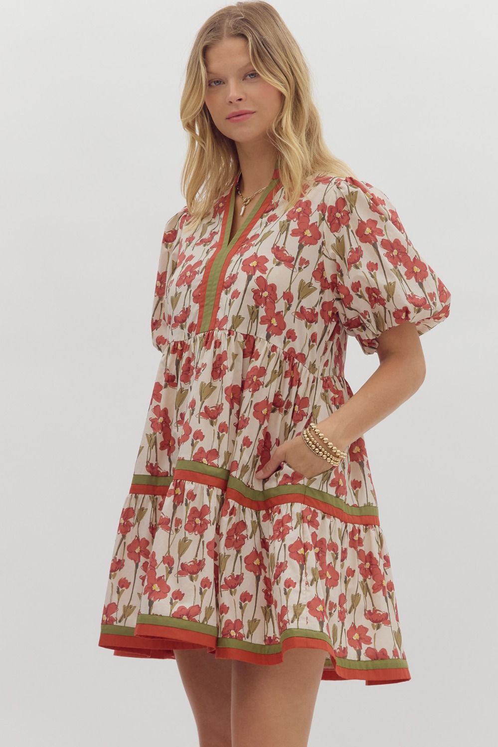 ENTRO INC Women's Dresses Floral Print Short Bubble Sleeve Pullover Tiered Mini Dress || David's Clothing