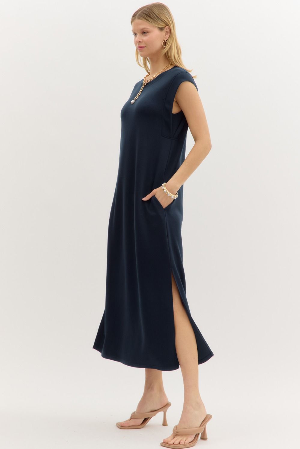 ENTRO INC Women's Dresses Solid Jersey Knit Pullover Midi Dress || David's Clothing
