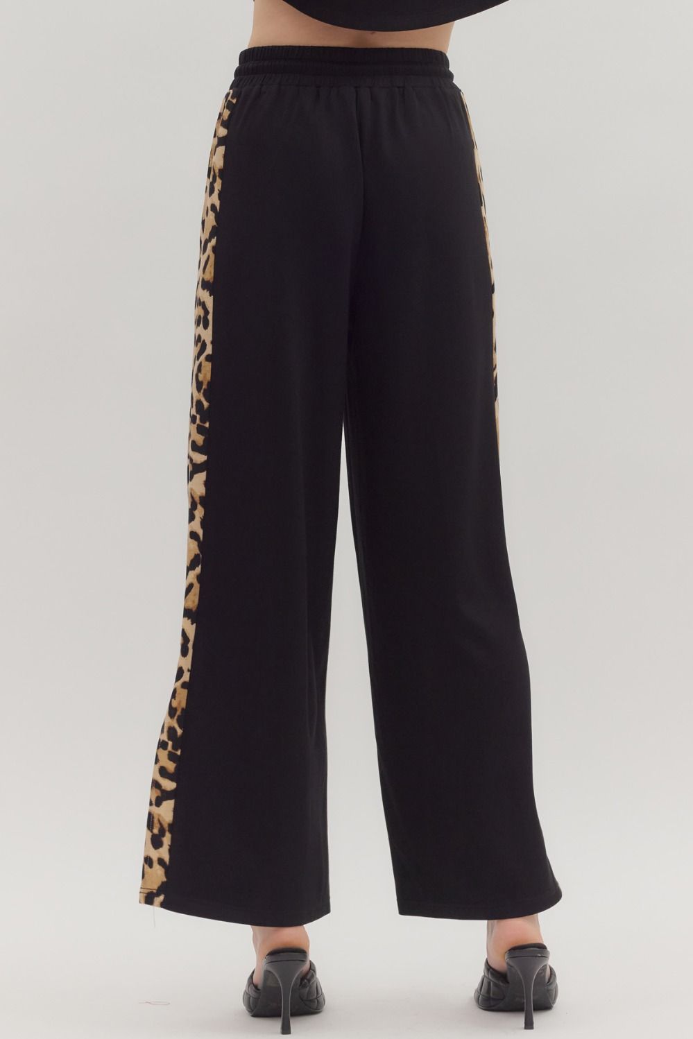 ENTRO INC Women's Pants Leopard Accent Stripe High-Waist Pants