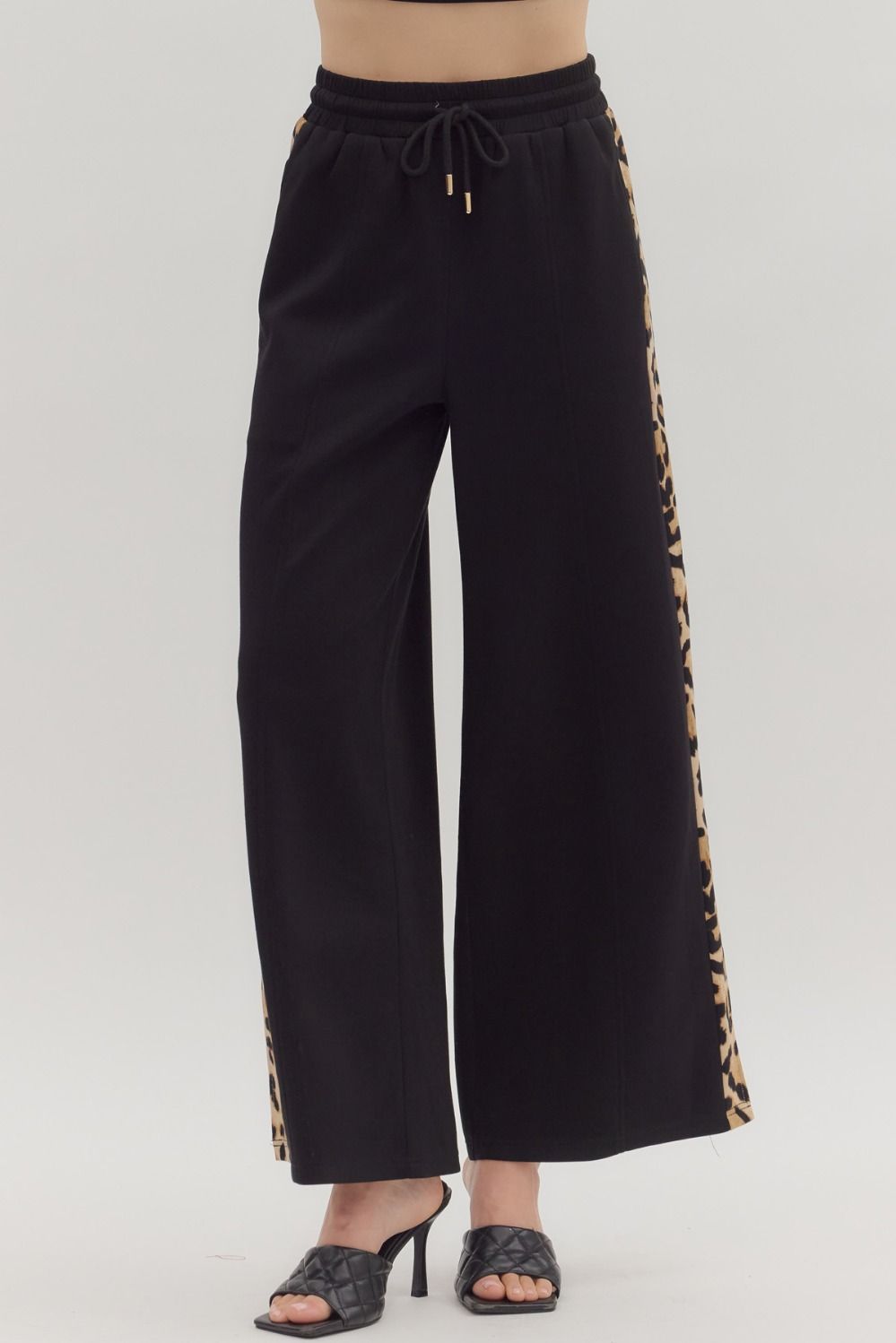 ENTRO INC Women's Pants Leopard Accent Stripe High-Waist Pants