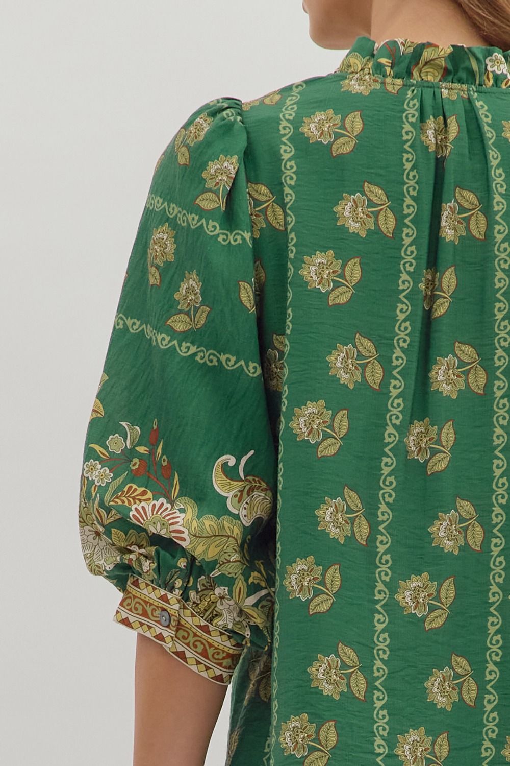 ENTRO INC Women's Top Botanical Print ¾ Sleeve Top || David's Clothing