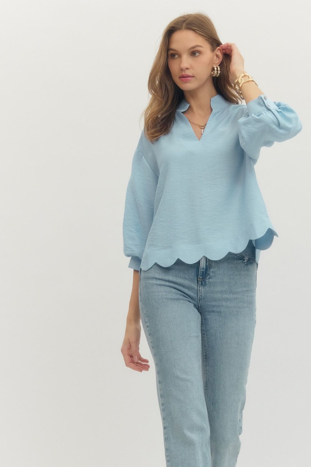 ENTRO INC Women's Top LT BLUE / S Solid 3/4 Sleeve Scallop Hem V-Cut Top T29804