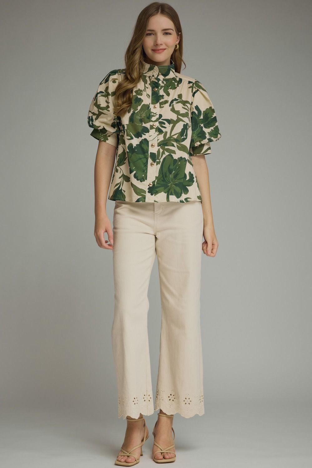 ENTRO INC Women's Top Printed short puff sleeve top