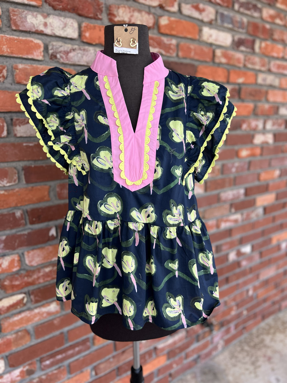 ENTRO INC Women's Top Ruffle Sleeve Trim Top