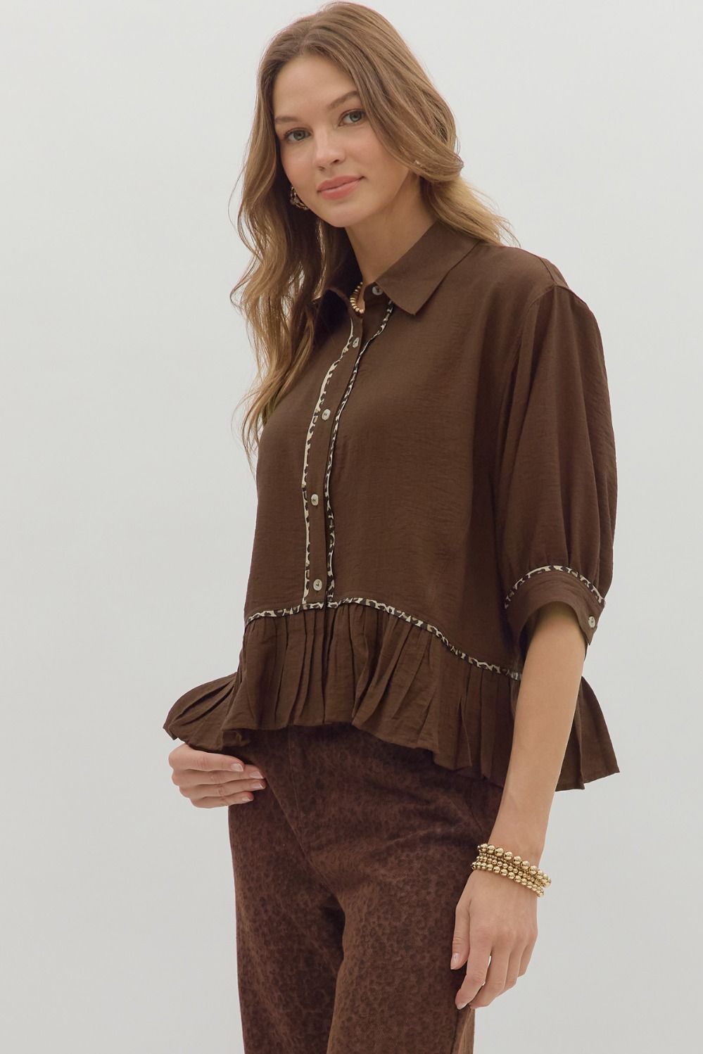 ENTRO INC Women's Top Solid Cuff Band ¾ Dolman Sleeve Ruffle Hem Top || David's Clothing