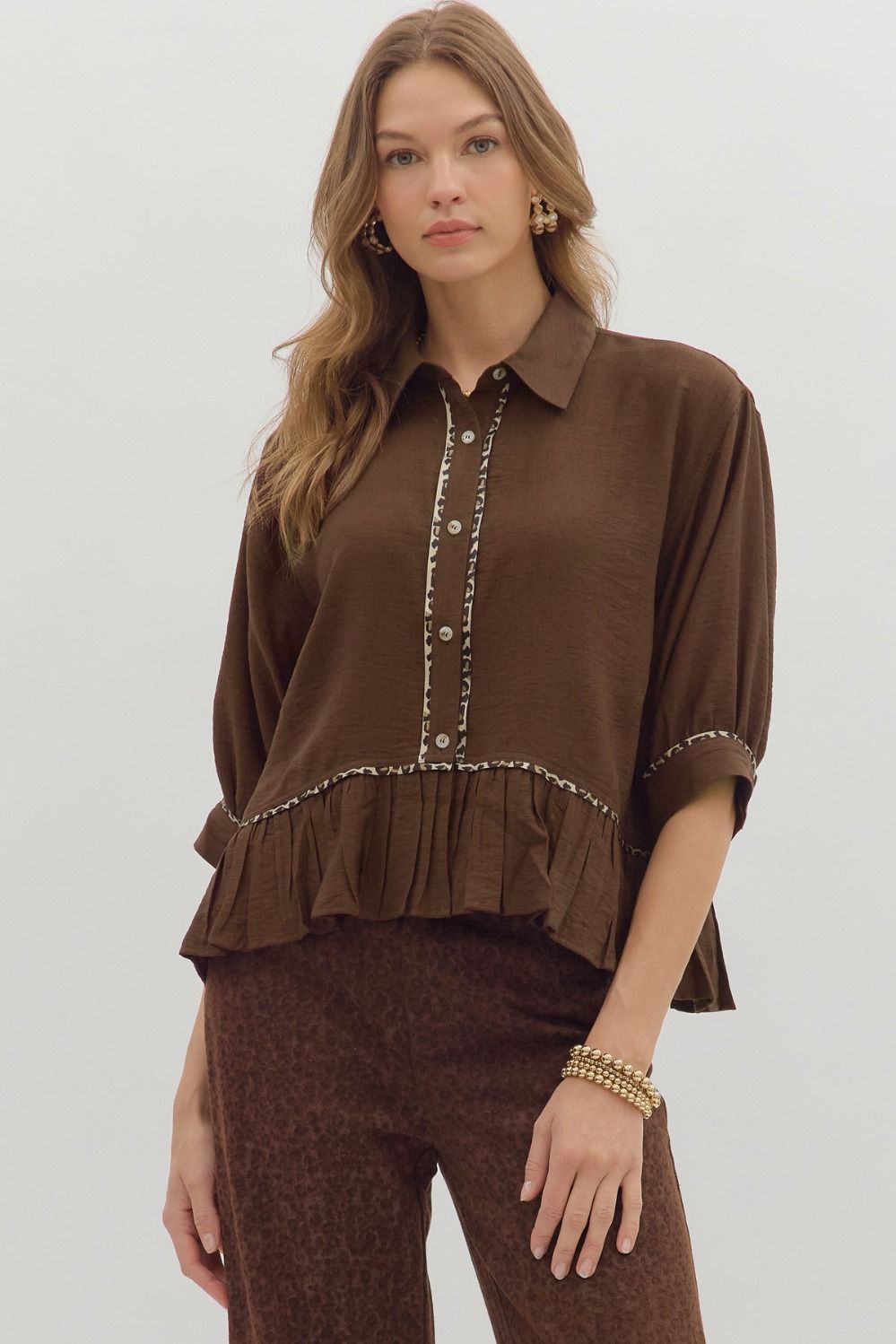 ENTRO INC Women's Top Solid Cuff Band ¾ Dolman Sleeve Ruffle Hem Top || David's Clothing