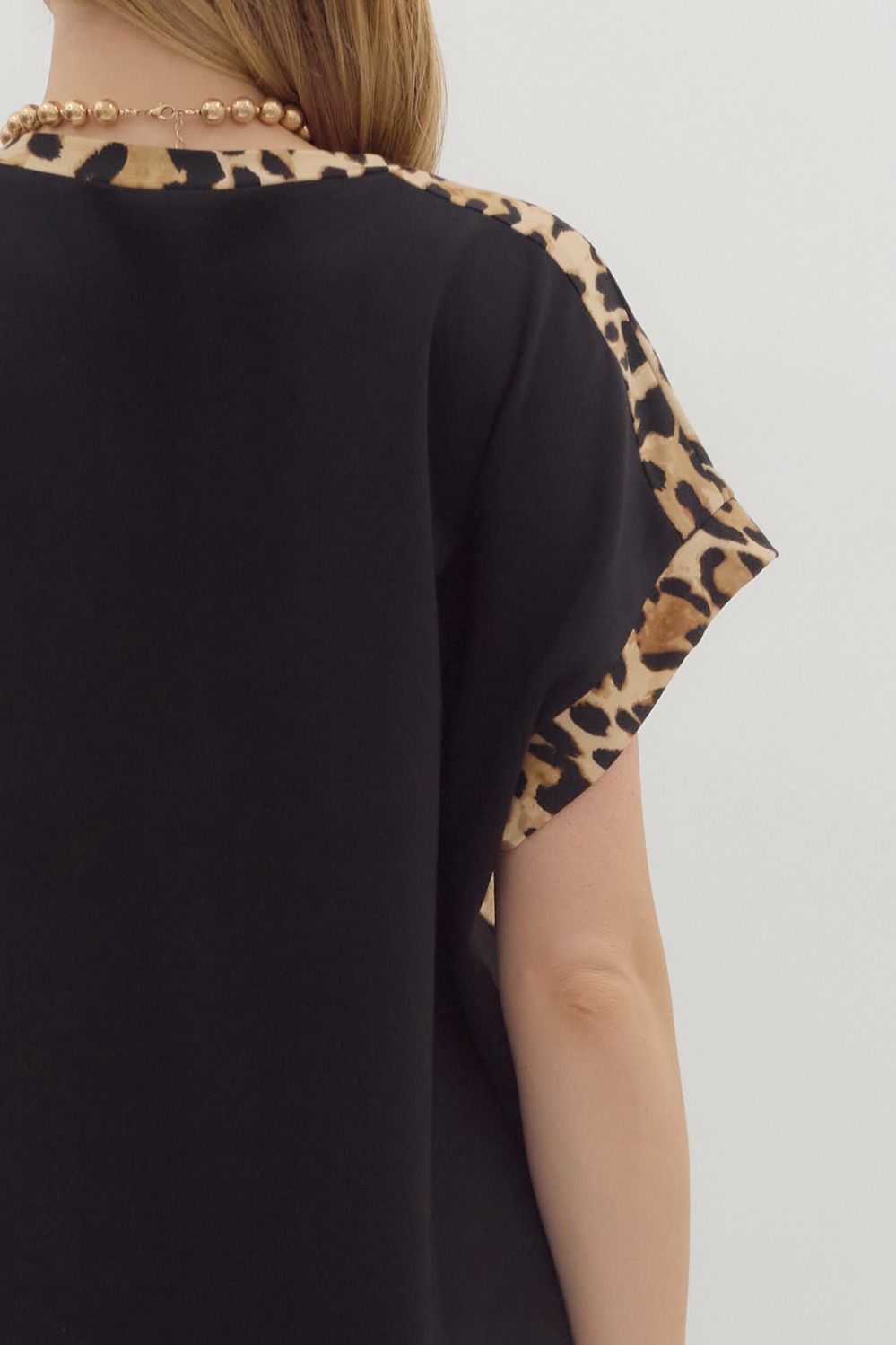 ENTRO INC Women's Top Solid Jersey Knit Short Short Sleeve Top || David's Clothing