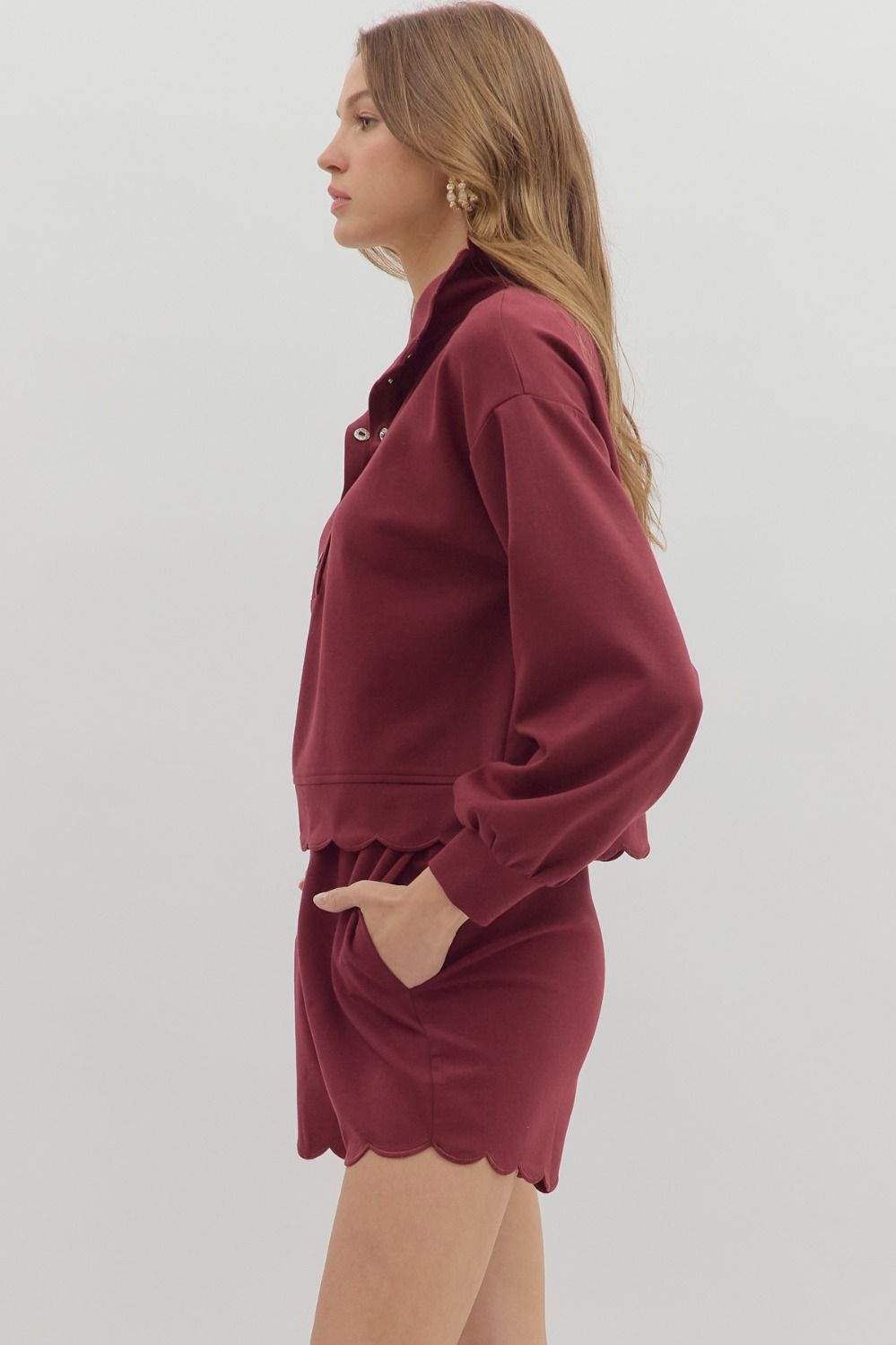 ENTRO INC Women's Top Solid Long Sleeve Snap Button Closure Pullover Top