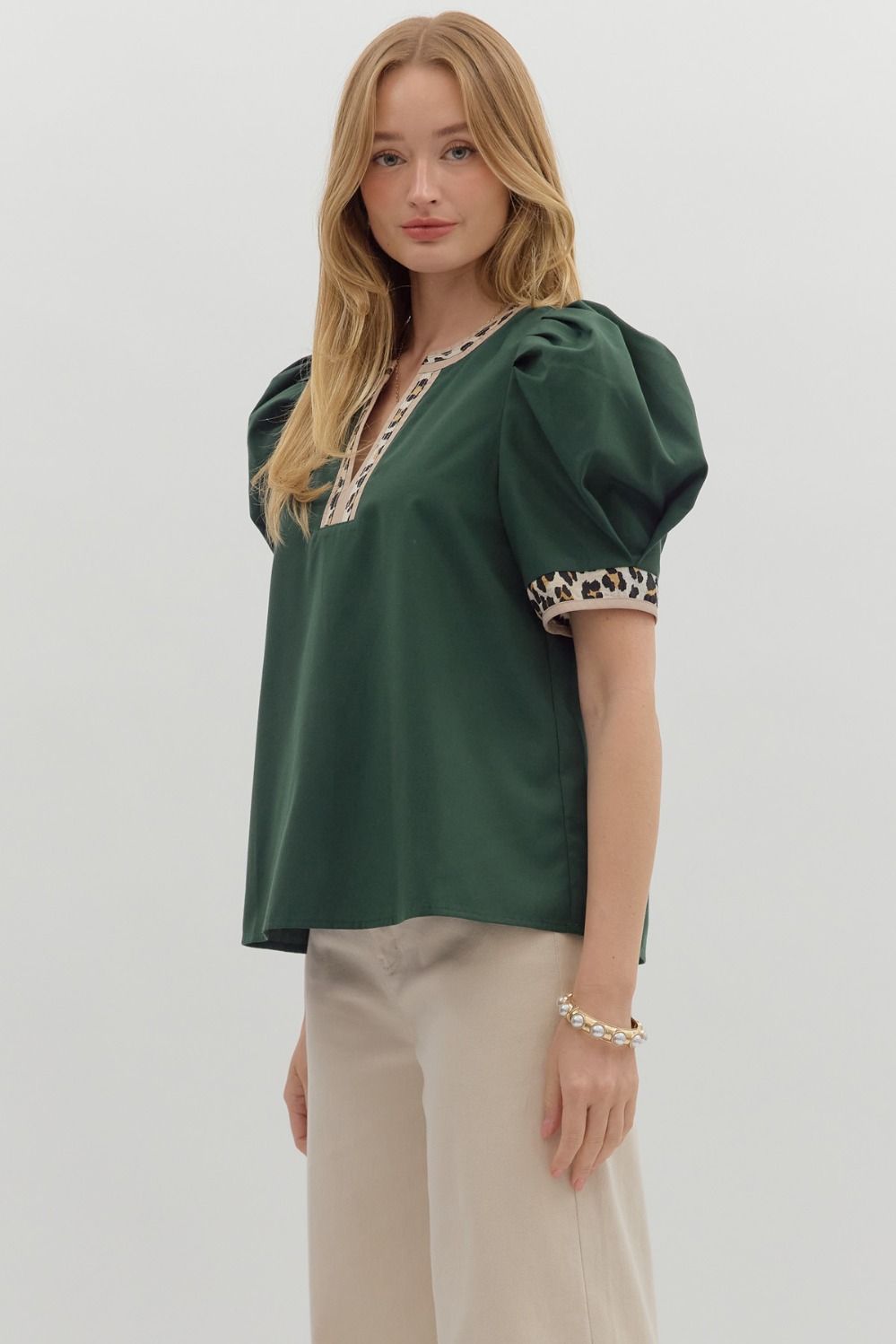 ENTRO INC Women's Top Solid Pleated Short Voluminous Sleeve Pullover Top