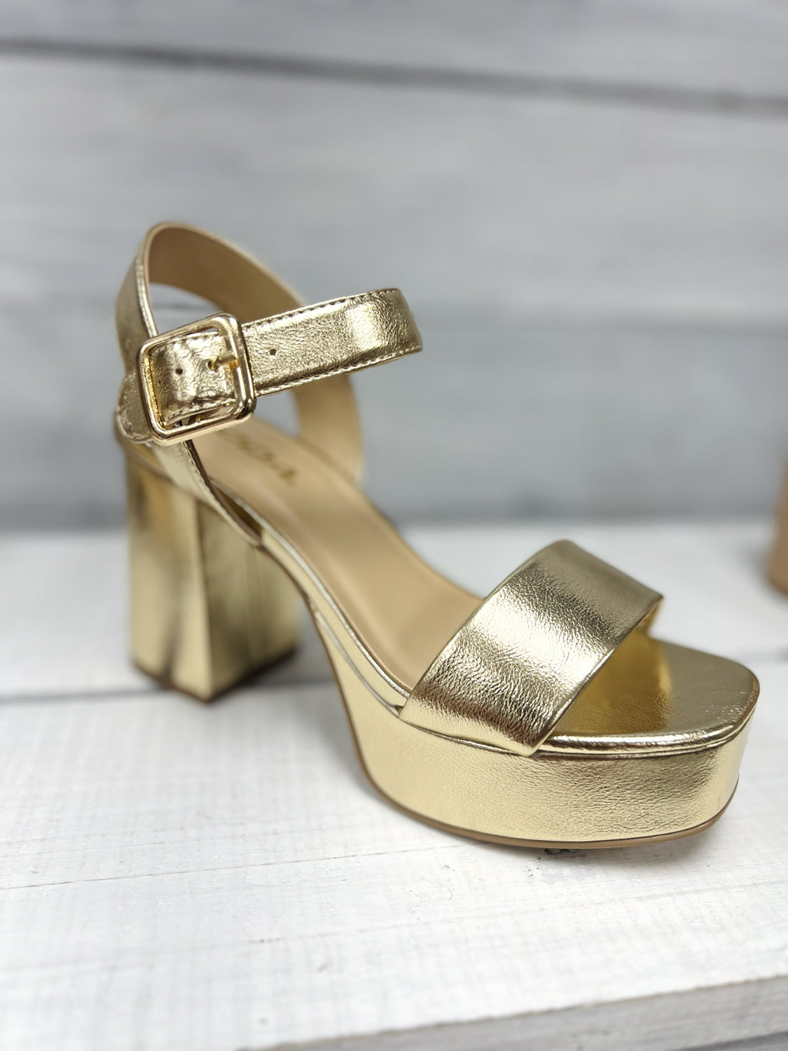 FORTUNE DYNAMIC Women's Shoes Macey Women's Open Square Toe Single Band High Heel