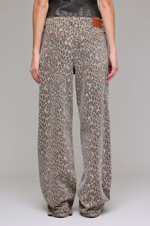 HIDDEN JEANS Women's Jeans Cheetah Print Low Slung Baggy Jeans || David's Clothing