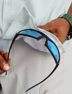 HUK FISHING Men's Sport Shirt Huk Tide Point Short Sleeve Button-Down