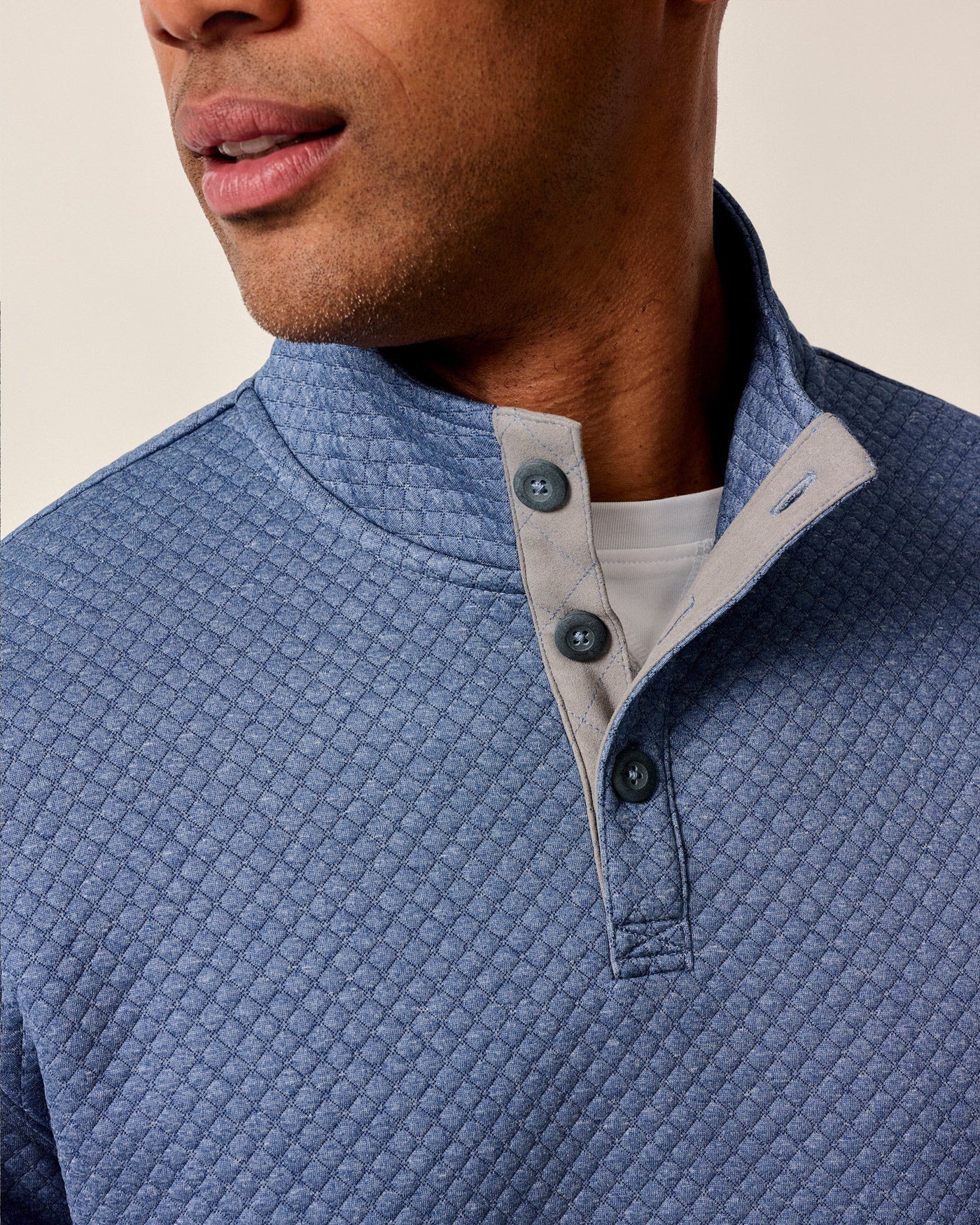 JOHNNIE O Men's Pullovers Johnnie-O Rockwells Diamond-Quilted Henley Pullover