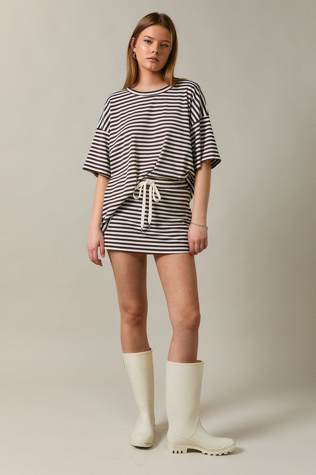 LELIS COLLECTION BRN/WHIT / XS Short Sleeve Round Neck Oversized Stripe T-shirt IT6334NEW