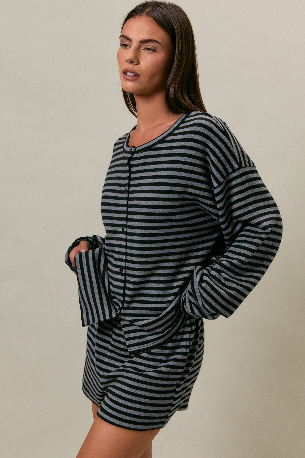 LELIS COLLECTION Women's Sweaters Long Sleeve Round Neck Striped Button Up Top
