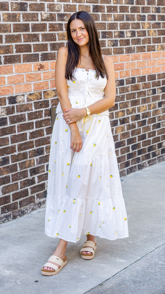 MUSTARD SEED Women's Dresses Tie Front Ruched Embroidered Cami Top || David's Clothing