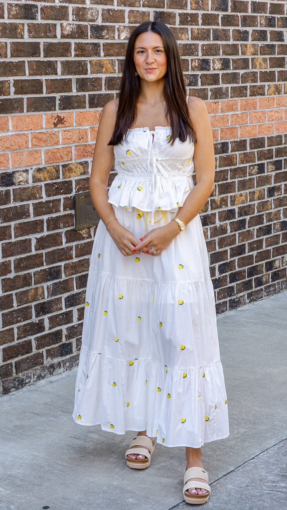 MUSTARD SEED Women's Dresses Tie Front Ruched Embroidered Cami Top || David's Clothing