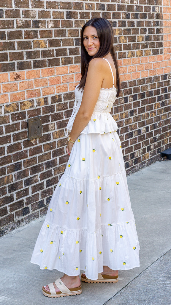 MUSTARD SEED Women's Dresses Tie Front Ruched Embroidered Cami Top || David's Clothing