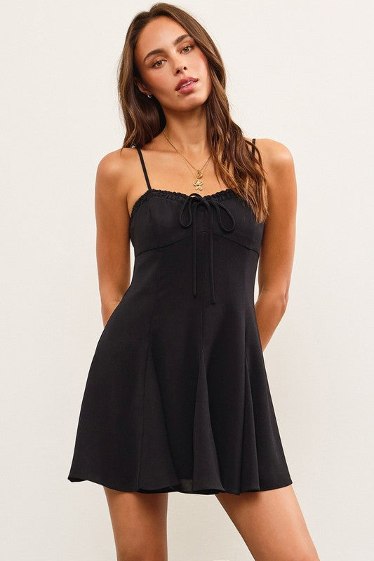 MUSTARD SEED Women's Dresses Tie Front Shirring Flare Cami Dress || David's Clothing