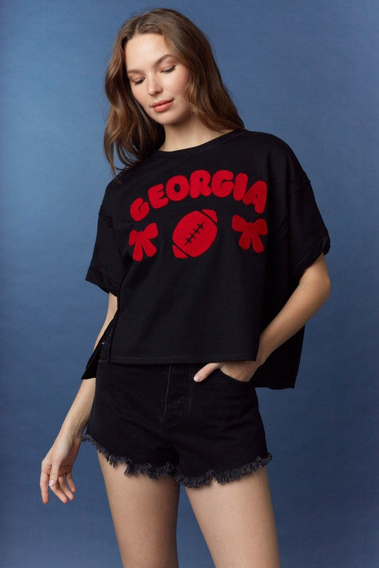 PEACH LOVE Women's Top 'Georgia' Heavy Crochet Embroidery Tee || David's Clothing