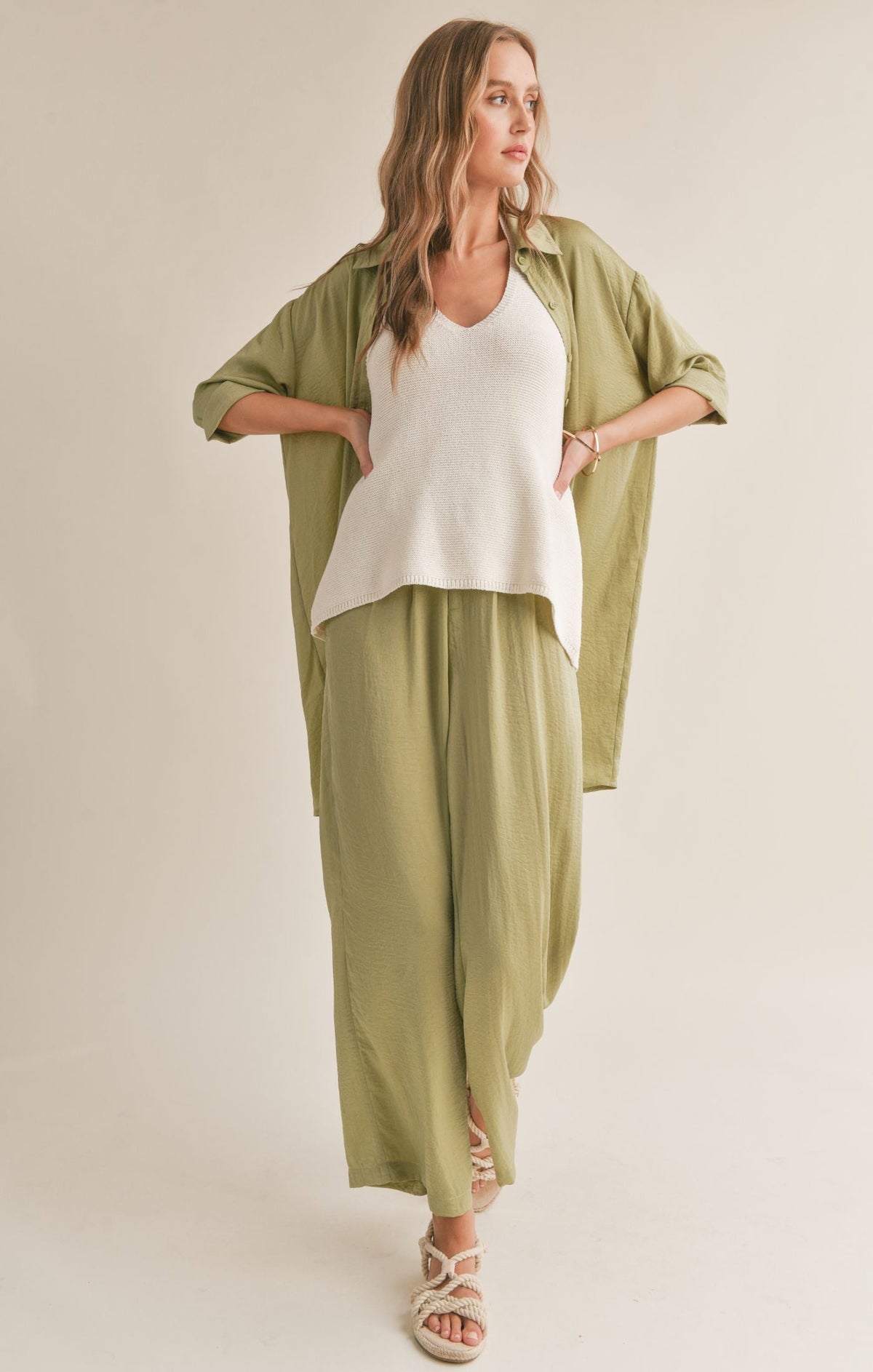 SADIE AND SAGE 22-Women's Woven Top