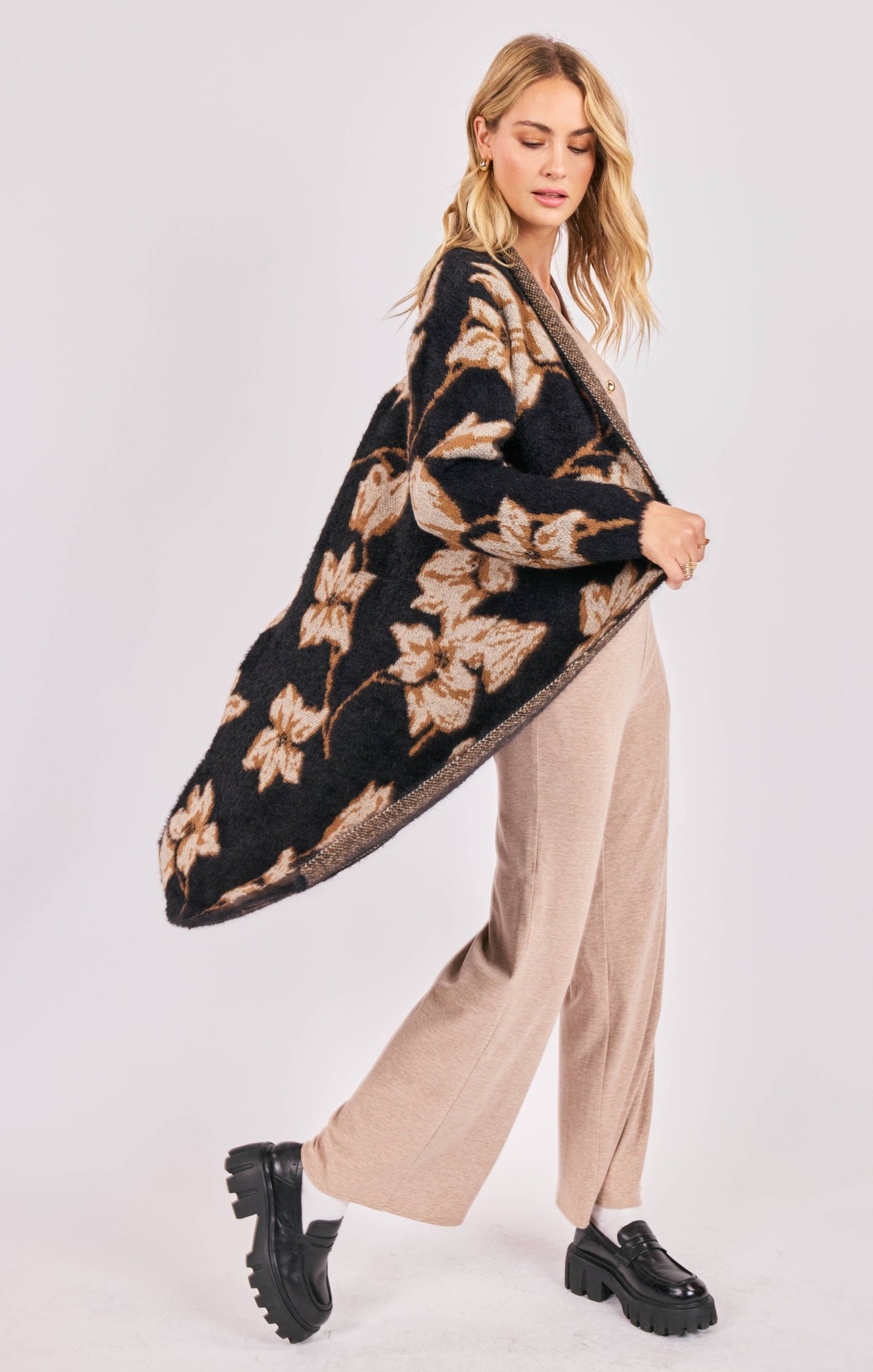 SADIE AND SAGE Women's Cardigans Sadie and Sage Emory Floral Intarsia Open Duster Cardi