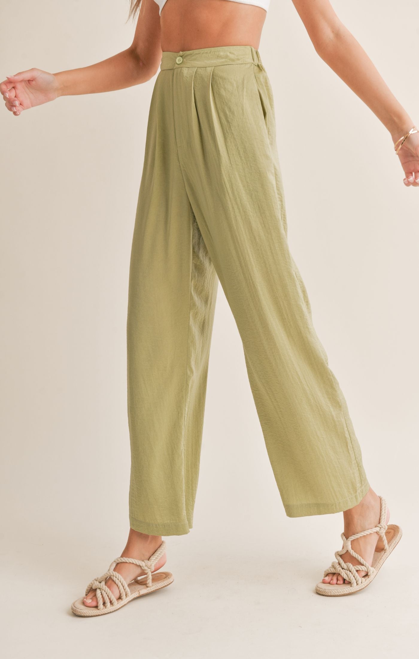 SADIE AND SAGE Women's Pants Sadie And Sage Juicy Pleated Pants || David's Clothing