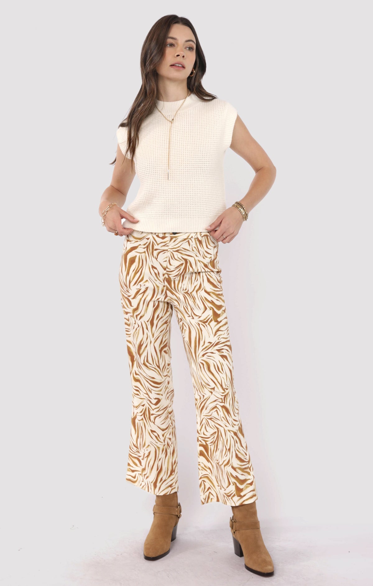 SADIE AND SAGE Women's Sweaters Sadie and Sage Chill Beats Sleeveless Sweater