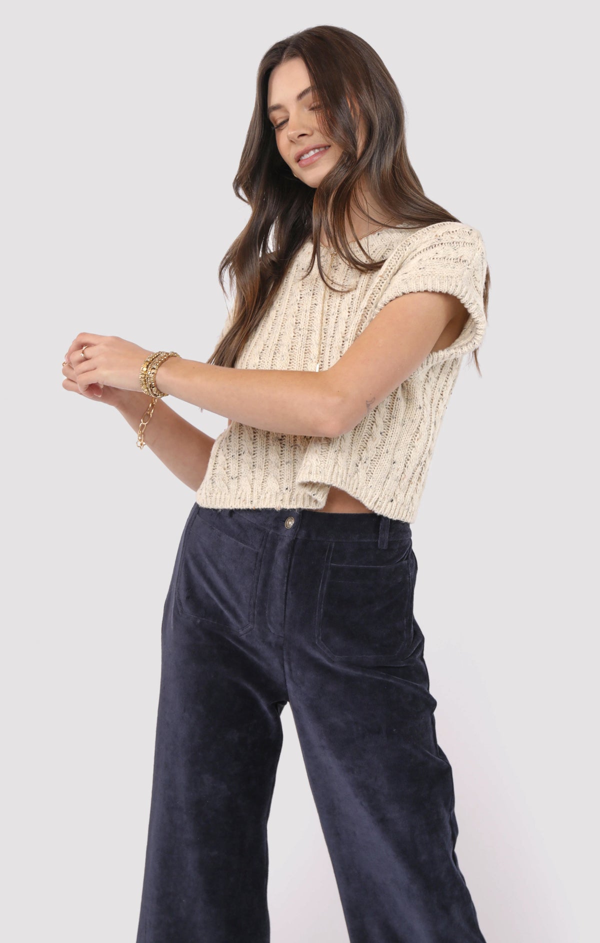 SADIE AND SAGE Women's Sweaters Sadie and Sage Effortless Cable Knit Sweater Tank || David's Clothing