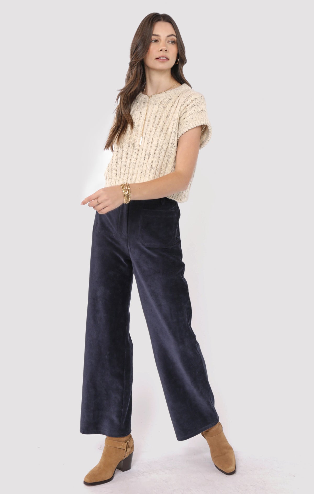 SADIE AND SAGE Women's Sweaters Sadie and Sage Effortless Cable Knit Sweater Tank || David's Clothing